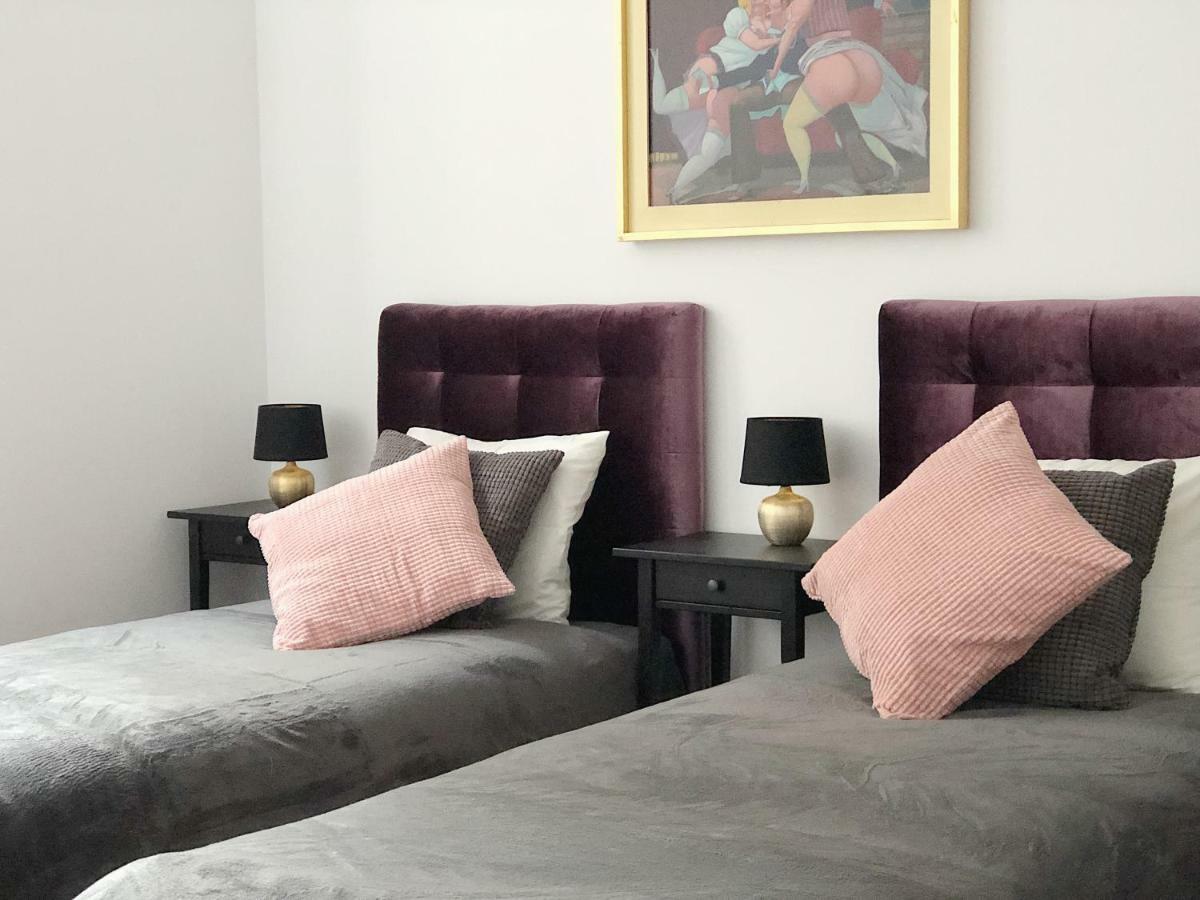 Tcf Home - Big Apartment With Free Garage Kraków Zewnętrze zdjęcie